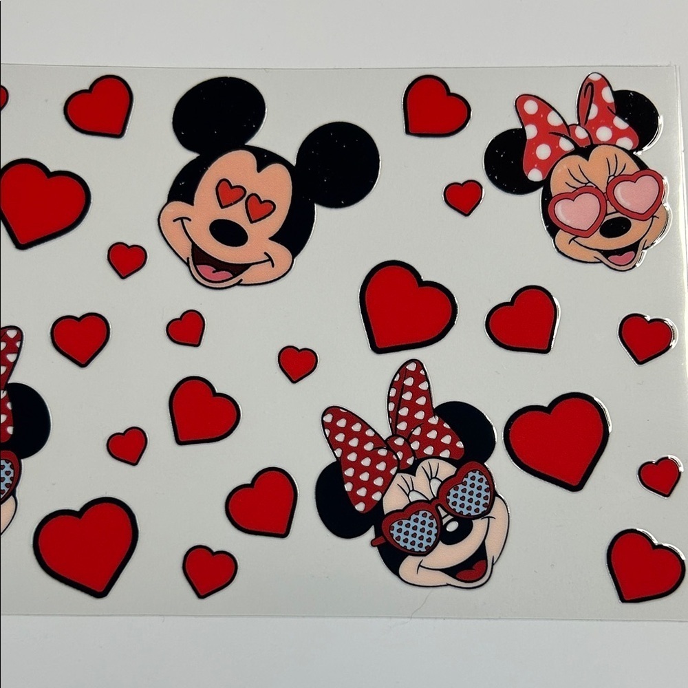 Mickey Minnie Hearts Cup Decal